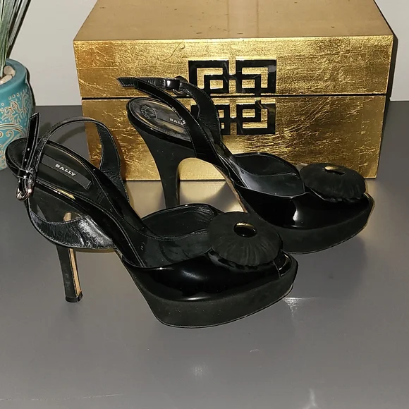 Bally Shoes Bally Womens Black Patent Leather Platform Peeptoe